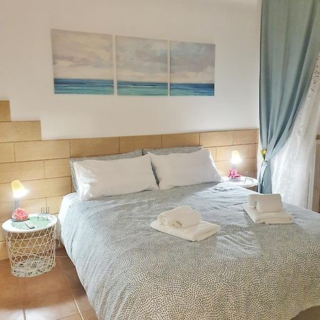 La Dimora Di Don Vito - Appartamento Confortevole Bari Extérieur photo