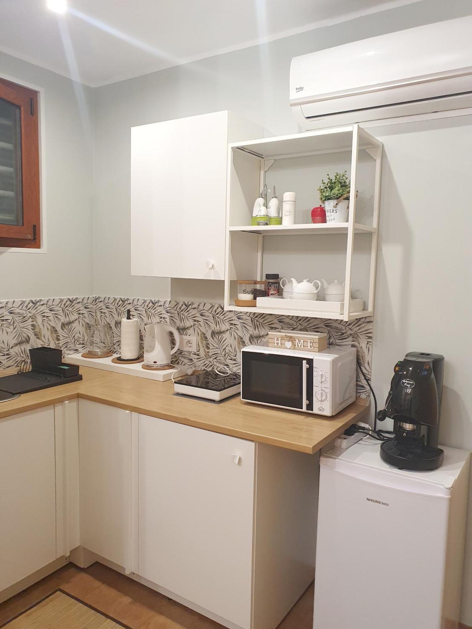 La Dimora Di Don Vito - Appartamento Confortevole Bari Extérieur photo