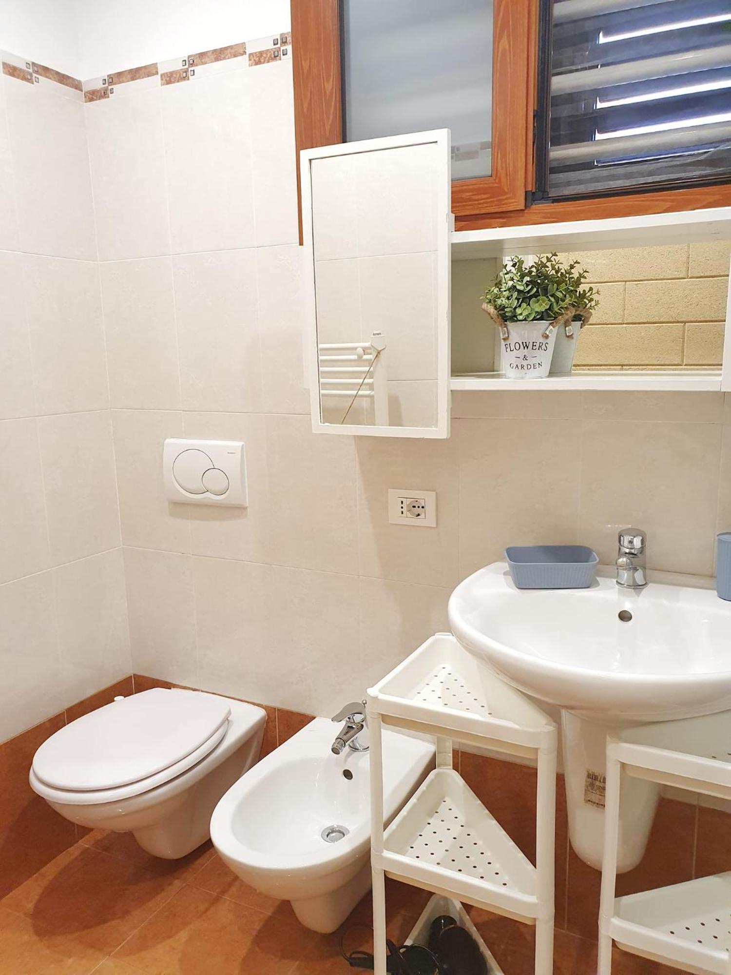 La Dimora Di Don Vito - Appartamento Confortevole Bari Extérieur photo